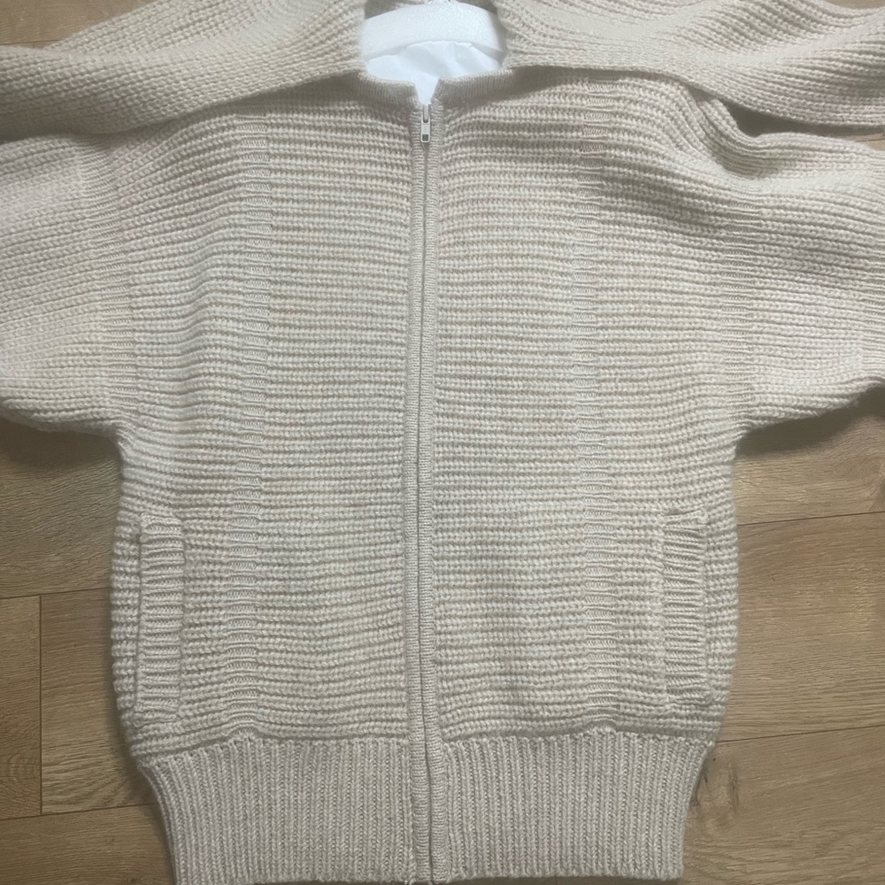 Le Roy Knitwear Wool Sweater with Attached Scarf - Size S - Picture 6 of 12